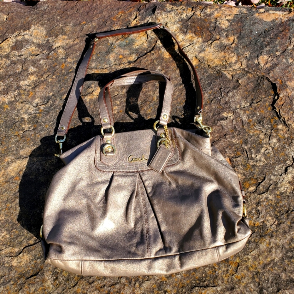 Coach shoulder bag